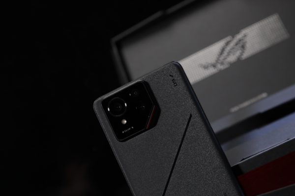 ROG 9 Pro首发评测:体验再进化,不止是硬核游戏机 ROG 9 Pro首发评测:体验再进化,不止是硬核游戏机