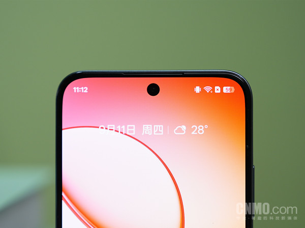 真我15T评测:轻薄长续航 打造对味儿的千元“苹果机” 真我15T评测:轻薄长续航 打造对味儿的千元“苹果机”