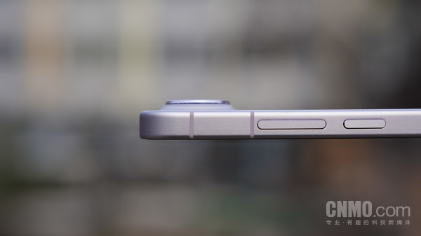 vivo S50 Pro mini:性能更强的全能“口袋旗舰” vivo S50 Pro mini:性能更强的全能“口袋旗舰”