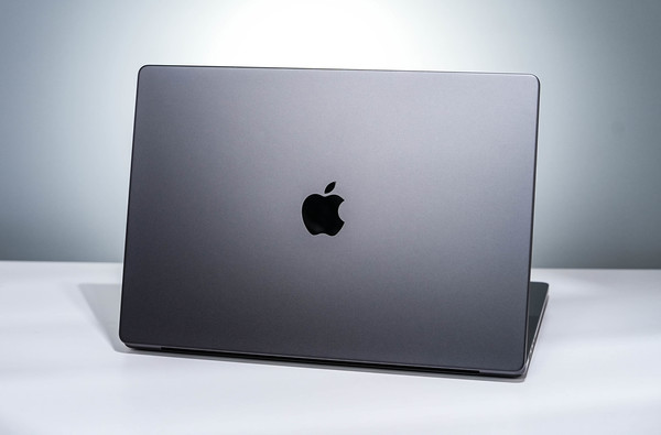 MacBook Pro MacBook Pro