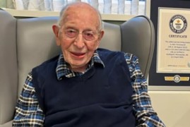 英国111岁男子被认定全球在世最长寿男性：自称是“运气好”