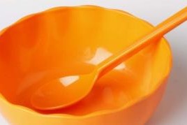 塑料碗用耳朵听是什么声音 塑料碗用耳朵听的声音怎么形容呢(塑料碗用耳朵听是什么声音)
