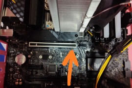 电脑维修师亲授：如何轻松清理gtx980公版灰尘 
