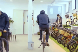 广西小伙用竹子造自行车出口海外 已卖上万台