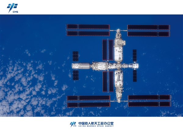 中国空间站全貌高清图像首次公布：史上第一组全构型工作照-图2