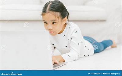女孩子用哪款笔记本电脑比较好，什么样的笔记本电脑适合女孩用捏-图1