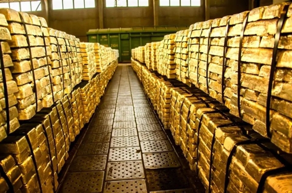 各国都在疯狂囤黄金：加拿大却在2016年卖空所有黄金储备-图3