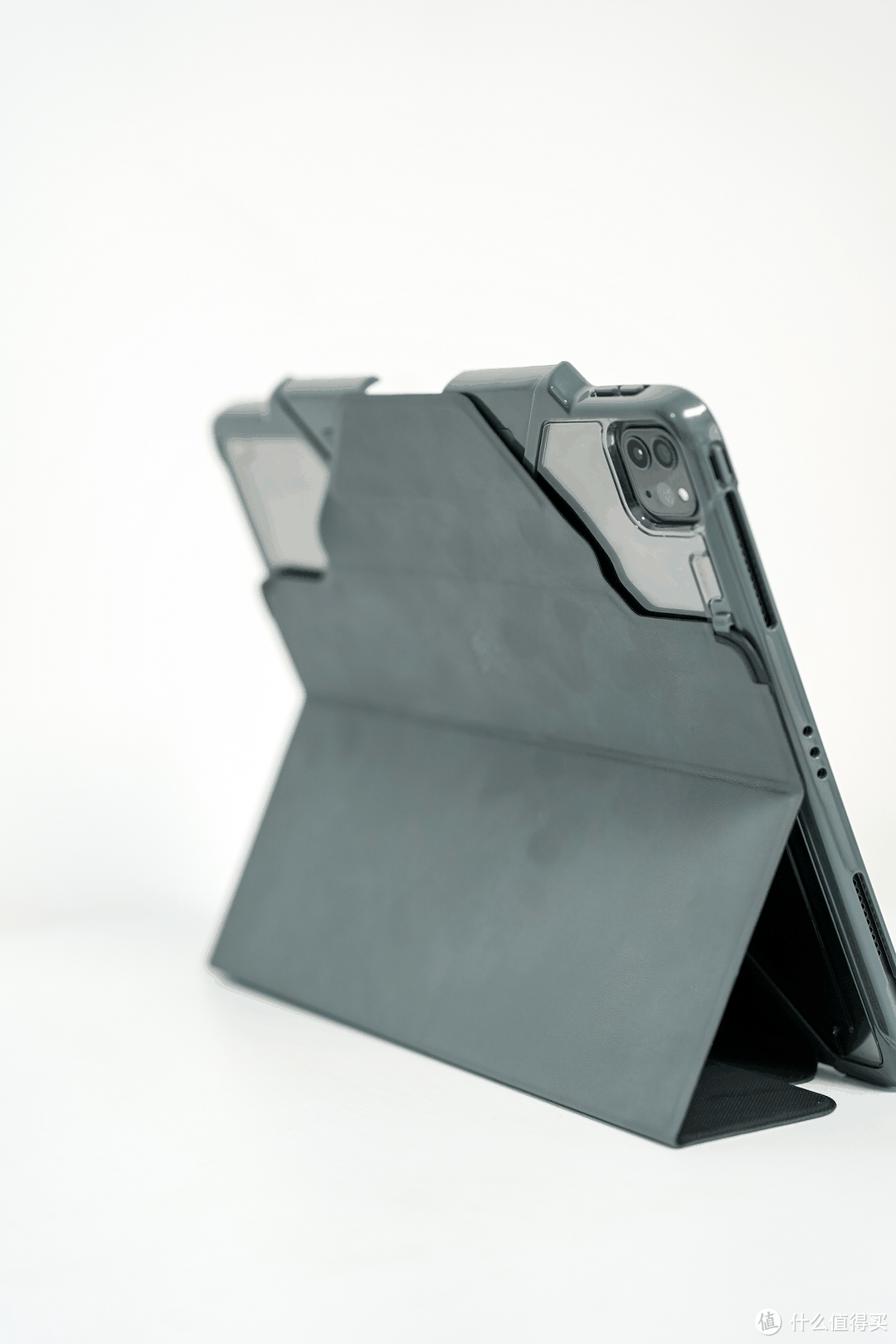 防弯扛摔还能无阻充电——Dux iPad pro 12.9寸 平板壳-图8