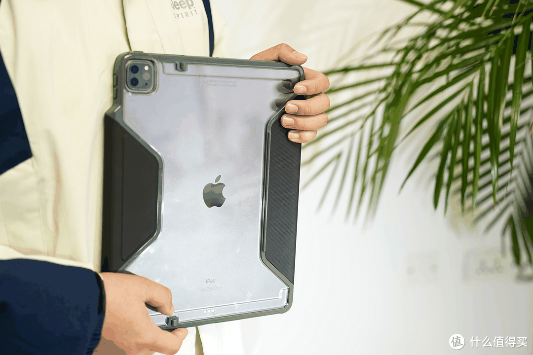 防弯扛摔还能无阻充电——Dux iPad pro 12.9寸 平板壳-图13