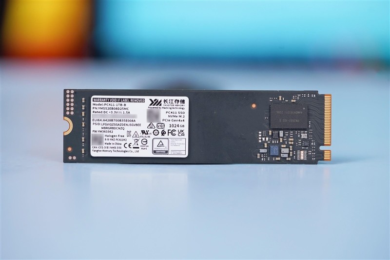 长江存储 PC411 1TB SSD 评测：无缓也能满血，远超同级产品-图3