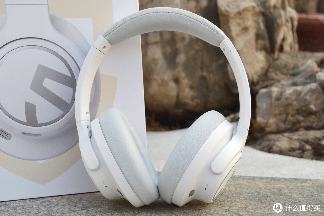 耳机推荐 篇五：SoundPEATS泥炭Space耳机 重塑你的听觉体验-图7
