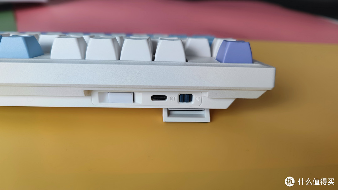 好看得不像实力派，杜伽K100冰莓奶昔轴机械键盘，颜值与实用的完美结合-图13