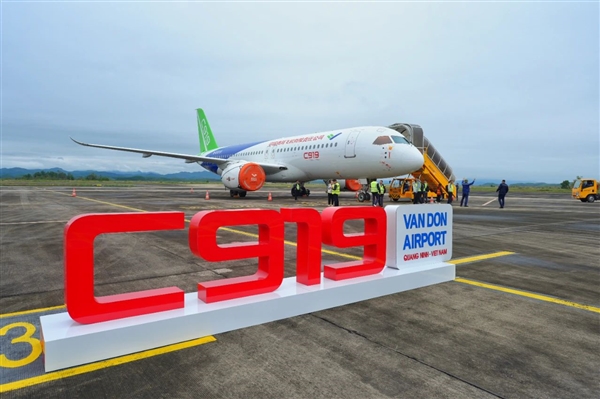 国产飞机C919、AR21逛遍东南亚五国：终于回家了！