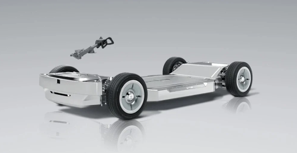 宁德时代磷酸铁锂电池滑板底盘预计下半年量产，引领新能源汽车创新潮流