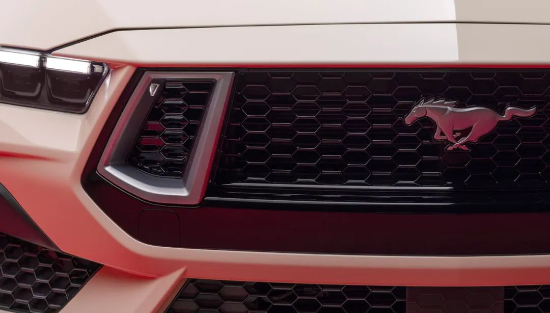 官宣：性能跑车福特Mustang 60周年限量纪念版发布