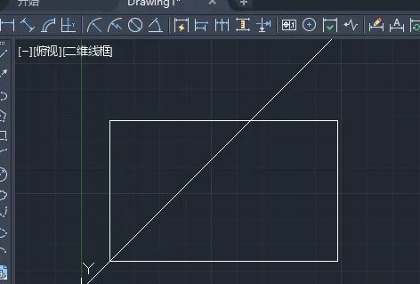 AutoCAD2020怎么用构造线平分角度之实例
